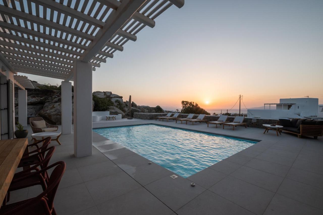 Villa Petra Mare Above Mykonos Town Private Pool Exterior photo